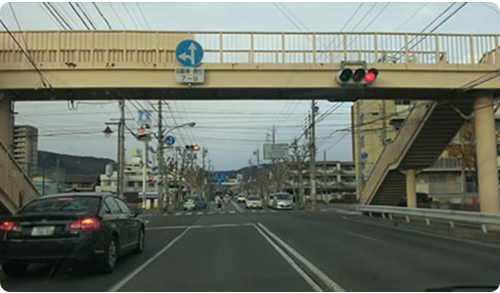 あづま通りを善光寺方面へ進みます。